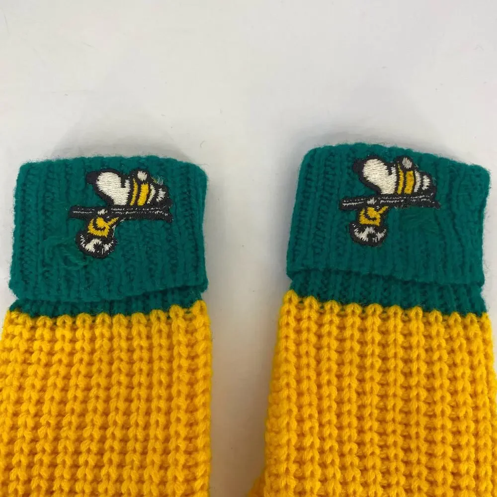 Snoopy Peanuts Mittens Kids Blue Bugs Bunny Brand Porky Pig Knit Pom Vtg 70s